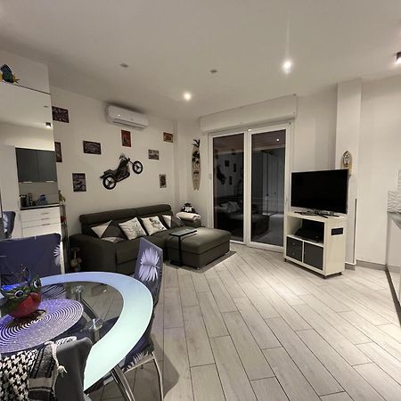 Apartamento Casa Di Amos Con Parcheggio Privato Rapallo Exterior foto